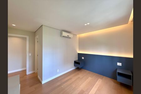 Apartamento à venda com 100m², 2 quartos e 3 vagasSuíte 