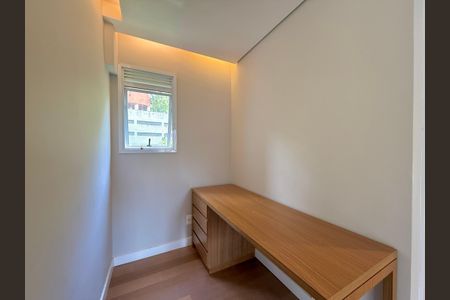 Apartamento à venda com 100m², 2 quartos e 3 vagasSala