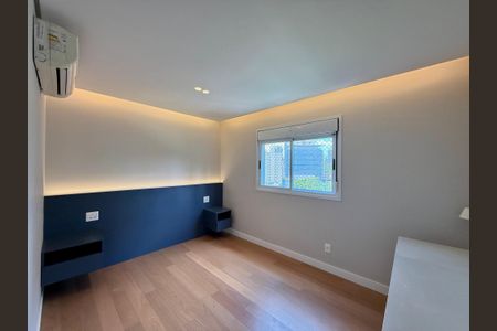 Apartamento à venda com 100m², 2 quartos e 3 vagasSuíte 