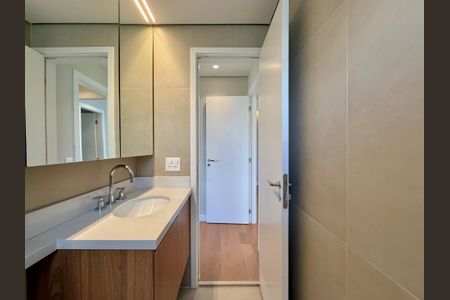 Apartamento à venda com 100m², 2 quartos e 3 vagasBanheiro Suíte 