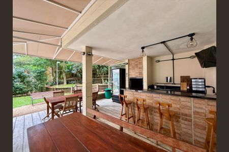 Apartamento à venda com 100m², 2 quartos e 3 vagasChurrasqueira 