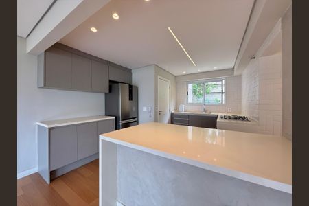 Apartamento à venda com 100m², 2 quartos e 3 vagasCozinha 