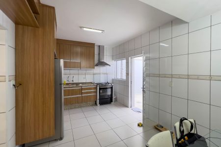 Casa à venda com 95m², 2 quartos e 2 vagasCozinha