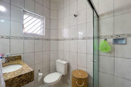 Casa à venda com 95m², 2 quartos e 2 vagasBanheiro