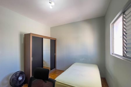 Casa à venda com 95m², 2 quartos e 2 vagasQuarto 2