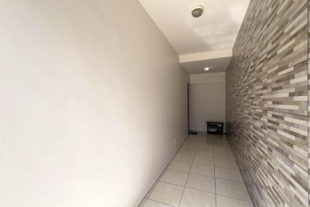 Casa à venda com 95m², 2 quartos e 2 vagasEntrada