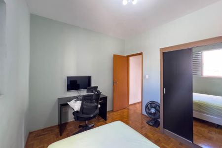 Casa à venda com 95m², 2 quartos e 2 vagasQuarto 2