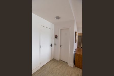 Apartamento à venda com 176m², 3 quartos e 3 vagas Apartamento à venda com 176m², 3 quartos e 3 vagasEntrada