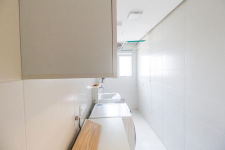 Apartamento à venda com 176m², 3 quartos e 3 vagas Apartamento à venda com 176m², 3 quartos e 3 vagasÁrea de Serviço