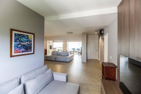 Apartamento à venda com 176m², 3 quartos e 3 vagas Apartamento à venda com 176m², 3 quartos e 3 vagasSala