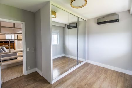 Apartamento à venda com 176m², 3 quartos e 3 vagas Apartamento à venda com 176m², 3 quartos e 3 vagasSuíte 2