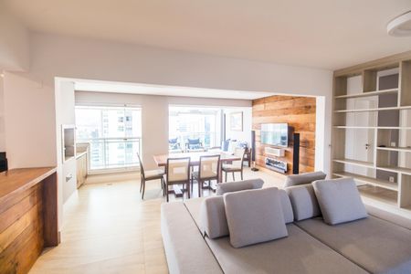 Apartamento à venda com 176m², 3 quartos e 3 vagas Apartamento à venda com 176m², 3 quartos e 3 vagasVaranda gourmet