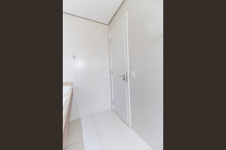 Apartamento à venda com 176m², 3 quartos e 3 vagas Apartamento à venda com 176m², 3 quartos e 3 vagasBanheiro da Suíte