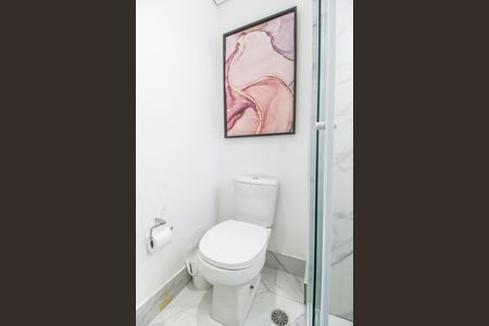 Apartamento à venda com 110m², 4 quartos e 2 vagas Apartamento à venda com 110m², 4 quartos e 2 vagasBanheiro da Suíte