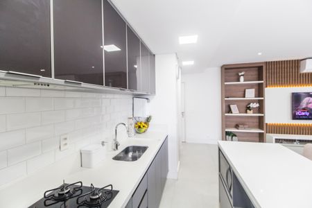 Apartamento à venda com 110m², 4 quartos e 2 vagas Apartamento à venda com 110m², 4 quartos e 2 vagasCozinha