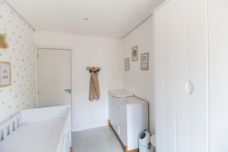 Apartamento à venda com 110m², 4 quartos e 2 vagas Apartamento à venda com 110m², 4 quartos e 2 vagasQuarto