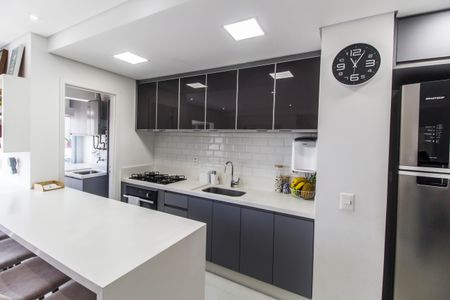 Apartamento à venda com 110m², 4 quartos e 2 vagas Apartamento à venda com 110m², 4 quartos e 2 vagasCozinha