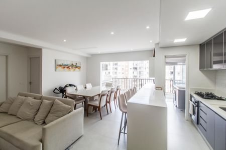 Sala  de apartamento à venda com 4 quartos, 110m² em Alphaville Empresarial, Barueri