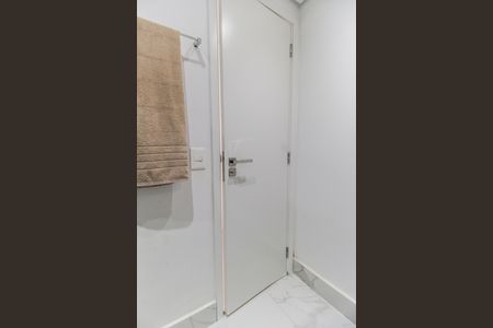 Apartamento à venda com 110m², 4 quartos e 2 vagas Apartamento à venda com 110m², 4 quartos e 2 vagasBanheiro