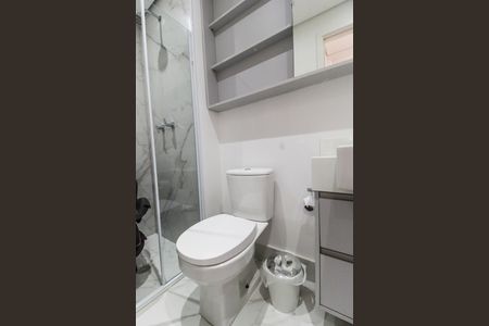 Apartamento à venda com 110m², 4 quartos e 2 vagas Apartamento à venda com 110m², 4 quartos e 2 vagasBanheiro da Suíte