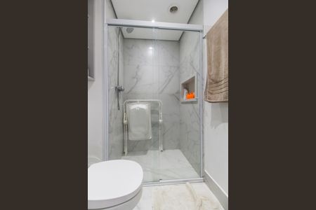 Apartamento à venda com 110m², 4 quartos e 2 vagas Apartamento à venda com 110m², 4 quartos e 2 vagasBanheiro