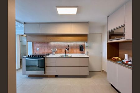 Apartamento à venda com 110m², 3 quartos e 2 vagasCozinha 