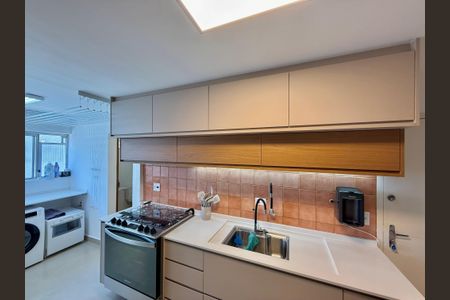 Apartamento à venda com 110m², 3 quartos e 2 vagasCozinha 