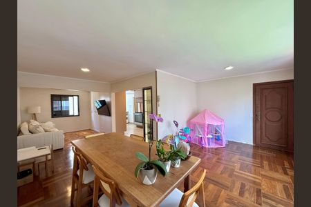 Sala de apartamento à venda com 3 quartos, 110m² em Campo Belo, São Paulo