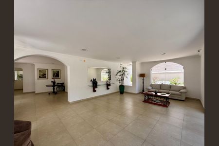 Apartamento à venda com 110m², 3 quartos e 2 vagasHall Social Bloco