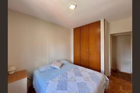 Apartamento à venda com 110m², 3 quartos e 2 vagasQuarto 3