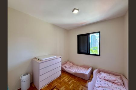 Apartamento à venda com 110m², 3 quartos e 2 vagasQuarto 2