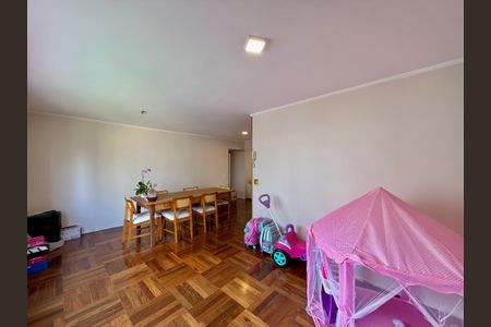 Apartamento à venda com 110m², 3 quartos e 2 vagasSala
