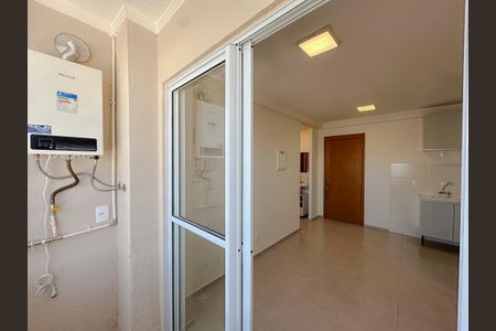 Apartamento para alugar com 38m², 2 quartos e sem vagaVaranda