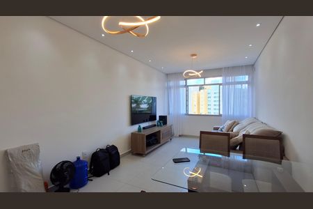 Apartamento à venda com 85m², 2 quartos e 1 vaga Apartamento à venda com 85m², 2 quartos e 1 vagaSala