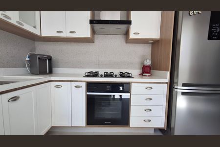 Apartamento à venda com 85m², 2 quartos e 1 vaga Apartamento à venda com 85m², 2 quartos e 1 vagaCozinha