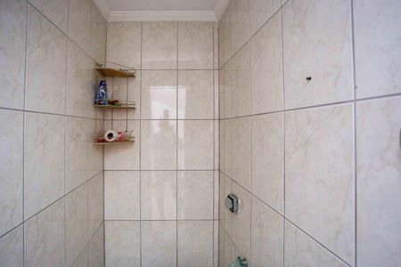 Casa para alugar com 200m², 2 quartos e 3 vagasBanheiro Social