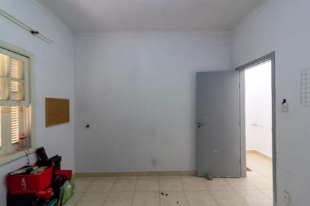 Casa à venda com 160m², 2 quartos e 2 vagasEdicula