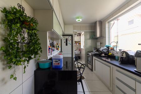 Casa à venda com 160m², 2 quartos e 2 vagasCozinha