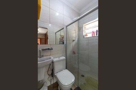 Casa à venda com 160m², 2 quartos e 2 vagasBanheiro Suíte