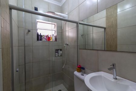 Casa à venda com 160m², 2 quartos e 2 vagasBanheiro Social