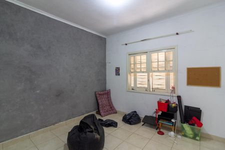 Casa à venda com 160m², 2 quartos e 2 vagasEdicula