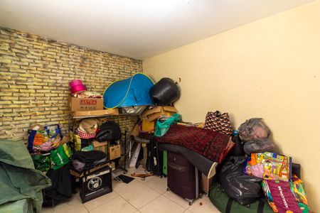 Casa à venda com 160m², 2 quartos e 2 vagasQuarto de Serviço