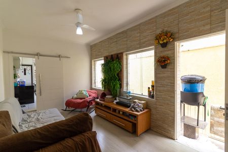 Sala 2 de casa à venda com 2 quartos, 160m² em Vila Congonhas, São Paulo