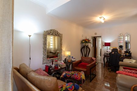 Casa à venda com 160m², 2 quartos e 2 vagasSala 1