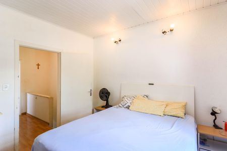 Casa à venda com 150m², 3 quartos e 2 vagasSuíte