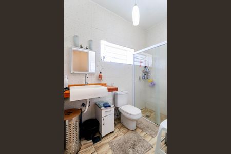 Casa à venda com 150m², 3 quartos e 2 vagasBanheiro