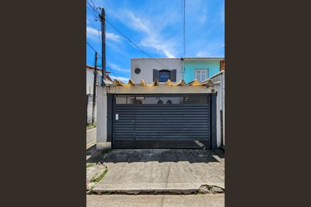 Casa à venda com 150m², 3 quartos e 2 vagasFachada