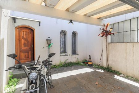 Casa à venda com 150m², 3 quartos e 2 vagasGaragem