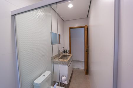 Casa à venda com 90m², 2 quartos e 2 vagasBanheiro Social