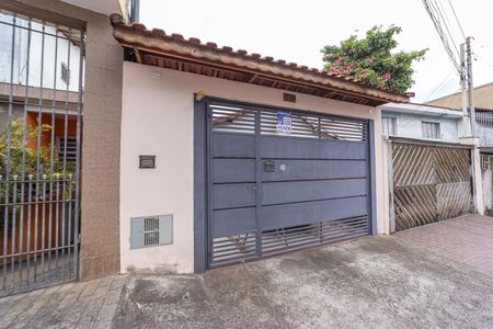 Casa à venda com 90m², 2 quartos e 2 vagasFachada